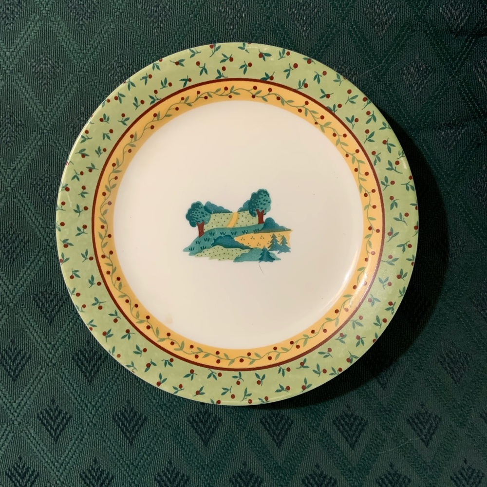 Corelle by Corning landscape Pattern plates 7” Made in USA one small chip